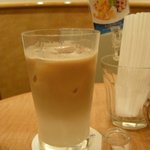 カフェ マウカメドウズ - セットドリンクは「アイスカフェラテ」を選びました