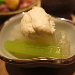 月よみ庵 - 蕗と独活の白掛け