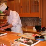 鮨金 - 落ち着いた店内