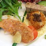 クロキ - サーモンマリネに帆立、テリーヌも入っています