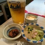 梅丘寿司の美登利総本店 - 付きだし、ビール、茶碗蒸し