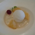 嘉門 - デザート：白桃のコンポート