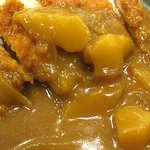 Tonkatsusammiku - カツカレー500円、じゃがいもごろごろ～