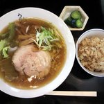 麺商うだつや - らあめん　炊き込みご飯