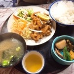 酔月 - 鳥の唐揚げ定食(850円)