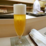 日本橋蛎殻町 すぎた - まずはビールから