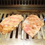 焼肉おもてなし - 上ロース