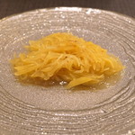 レンゲ - ルタバカ（西洋蕪）の金華ハム炒め