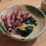 Ajidokoro Shimizu - お通し、ホタルイカの酢味噌和え