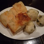 アランジャルシ - ｻｰﾋﾞｽ(ｾﾞｯﾎﾟﾘｰﾆとﾌｫｶｯﾁｬ)ｾﾞｯﾎﾟﾘｰﾆもﾓﾁﾓﾁで美味しい♡(2016.4)