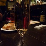 アランジャルシ - ｸﾞﾗｽﾜｲﾝ(泡 ﾌﾟﾛｾｯｺ)(2016.4)