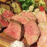 カリーナ　カリーナ - お肉のロースト3種盛り合わせ