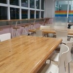 にぼしまじん - 広大な客席(゜ロ゜)