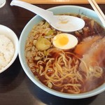 三代目 月見軒 - 醤油ラーメン 麺硬め（2015/10/19）