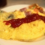 Embassy Suites by Hilton Waikiki Beach Walk - 好きな具材を自分で選んで焼いてもらうオムレツ