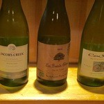 鮨処 おだじま - ワインハーフボトル、1500円です。
