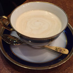 ショパン - ウィンナーコーヒー（600円）珈琲は加糖だが、頼めば無糖にしてくれる