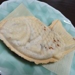博多　金の鯛　 - ノーマルな鯛焼き(粒あん)　124円☆