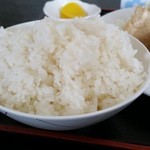 お食事処 たくみ - ご飯です。