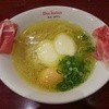 黄金の塩らぁ麺　ドゥエイタリアン