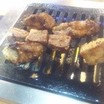 大阪焼肉・ホルモン ふたご - ふたご盛り(角切り牛心、幻のハラミ)