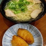 中華そば630円､いなり寿司120円