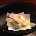 和 あすか - 天ぷら　海老、レンコン、長芋、ウド、わかめ茎