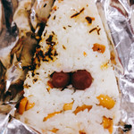 御菓子司 絹笠 - 大豆のおこわに塩昆布とカリカリ梅♪