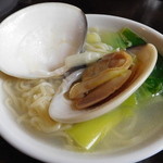 Restaurant μ - 蛤のスープ麺　取分けて