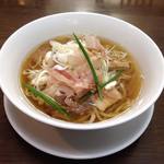 手打ち麺 やす田 - 料理写真:醤油をチョイスするもおすすめっ