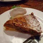 マザームーンカフェ - 本日のスペシャルケーキ：フロランタン（630円）