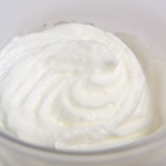 パティスリー アンシャンテ - しっかりしたホイップクリーム