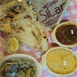 印度料理シタール - 今日のお土産たち！
      チキンティルティッカ、チキンカレー、バターチキンカレー、ナン
      シタールのテイクアウト袋購入で割引あります。