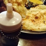 印度料理シタール - 黒ハチミツの魅力に徐々に気づき始めてます。