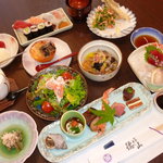 徳山 - 料理写真:会席5,250円コースです(10品)季節によってお出しできる料理が異なります