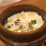 皆美館 - 季節の釜めし