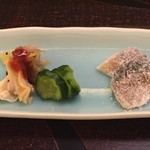 皆美館 - 鰆卯の花・白ばい貝酒煎り
      