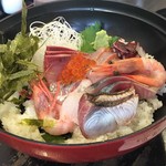 市場前食堂磯の家 - 