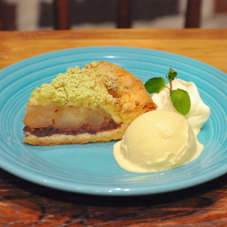 国産りんごで１つ１つ手づくり