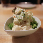 骨付鳥、からあげ、焼鳥 がブリチキン。 - ポテサラ☆