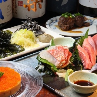 旬のお刺身など、季節の食材を使用した創作料理もおすすめ♪