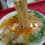 とん平食堂 - 辛口ホルモン麺 リフトアップ