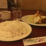 ロイヤルエイト - B定食