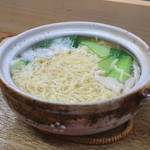 餃子荘 ムロ - 冬季限定の 鶏煮込みそば