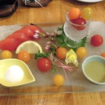 酒肴商店 アジト - トマトの宝石箱や～