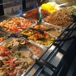 Night Markets & Food Court - フードコートのタイ料理