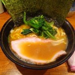 ラーメン 末廣家 - ラーメン