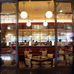 db bistro & oyster bar - 店の外から