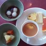 揮八郎ビール ビアレストラン 三田屋 - フルーツが新鮮で◎