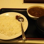 松屋 - チーズインハンバーグカレー(630円)